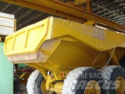 CAT 730 Tailgate Other