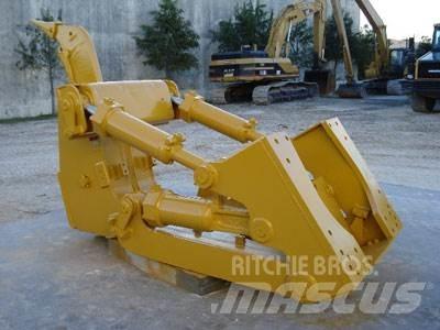 CAT D8T/R/N Ripper, S/S Other