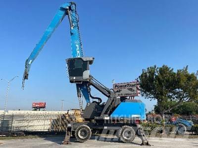 Fuchs MHL360F2 Waste / Industry Handlers