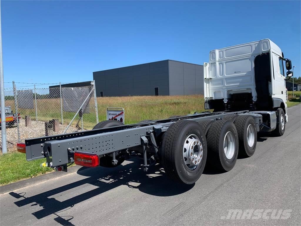 DAF XF 430 8x4*4 Cab & Chassis Trucks