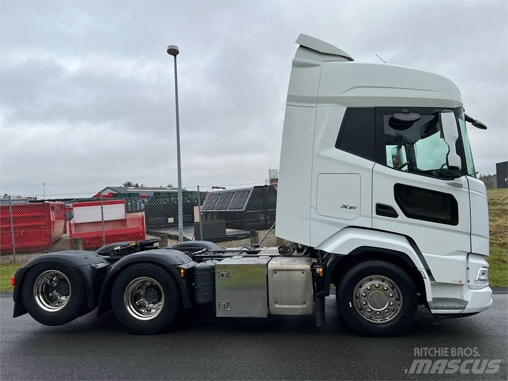 DAF XF530 FTS 6x2 Conventional Trucks / Tractor Trucks