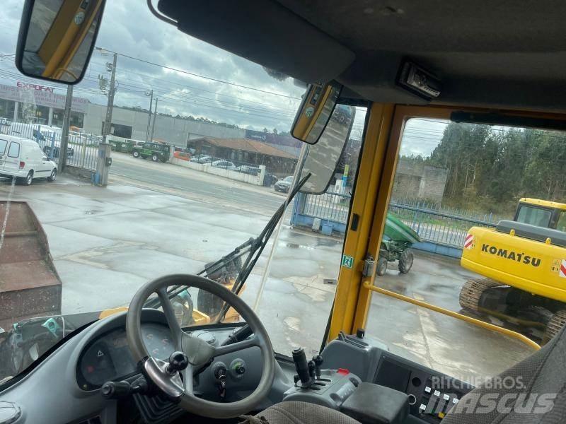 Volvo L 90 E Wheel Loaders