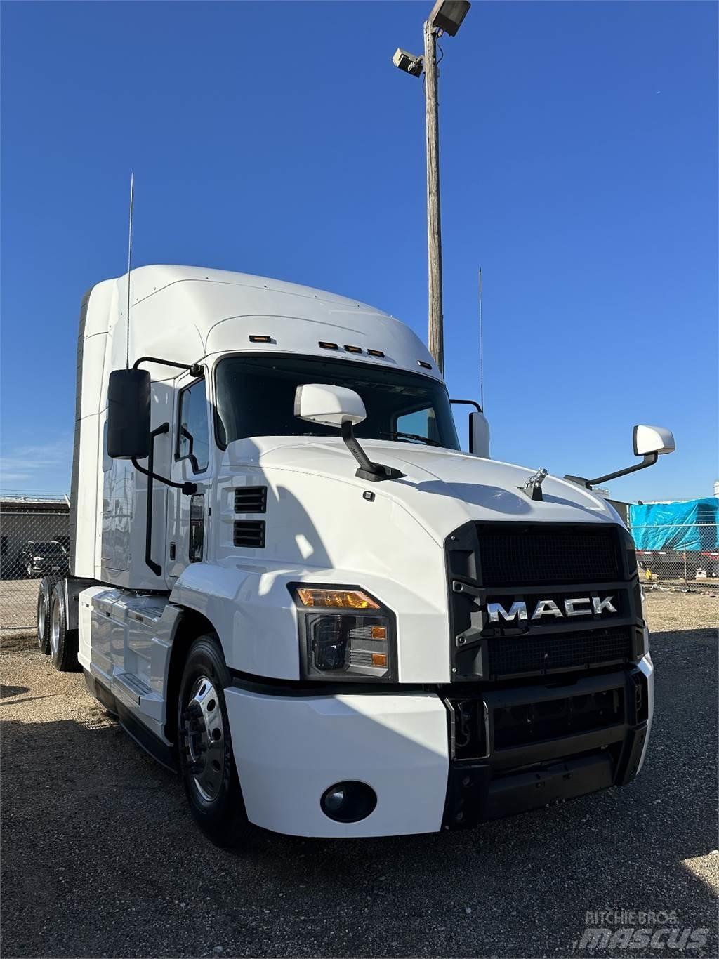 Mack ANTHEM Conventional Trucks / Tractor Trucks