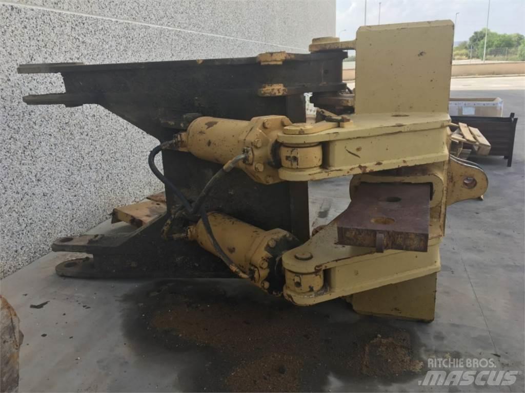 CAT  D8L Other