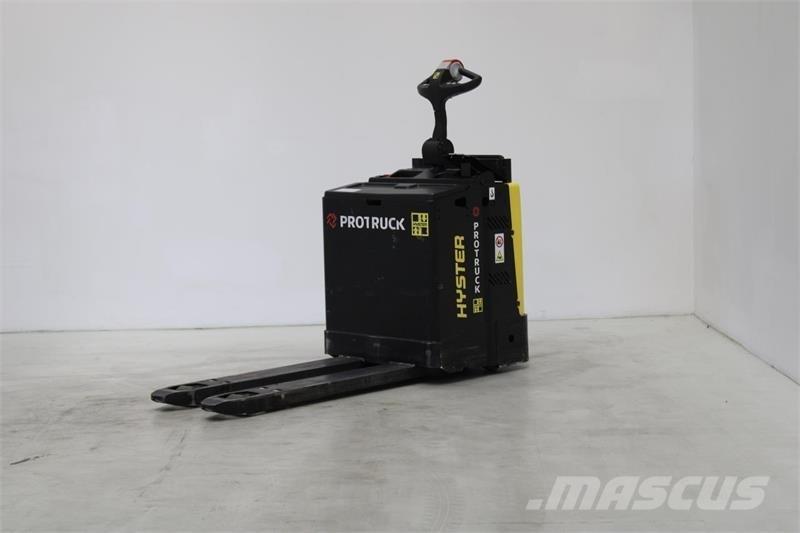 Hyster P2.0S Low lifter with platform