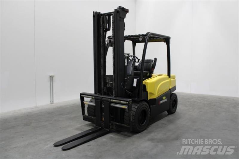 Yale ERP50VM Electric Forklifts