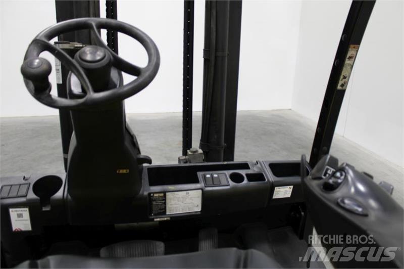 Yale ERP50VM Electric Forklifts
