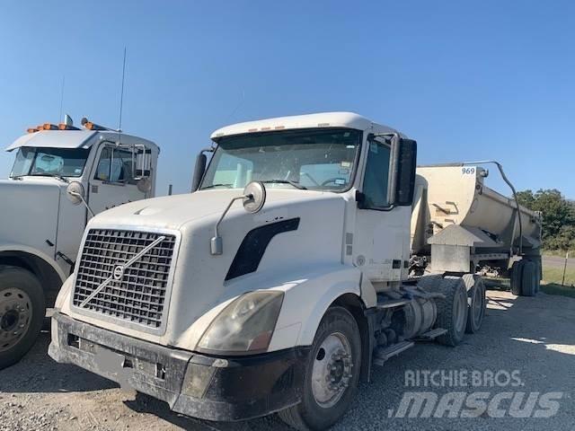 Volvo  Conventional Trucks / Tractor Trucks