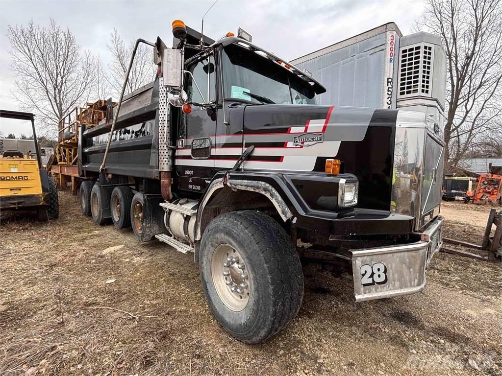 Volvo  Dump Trucks