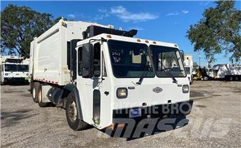 CCC LET2 Garbage Trucks / Recycling Trucks