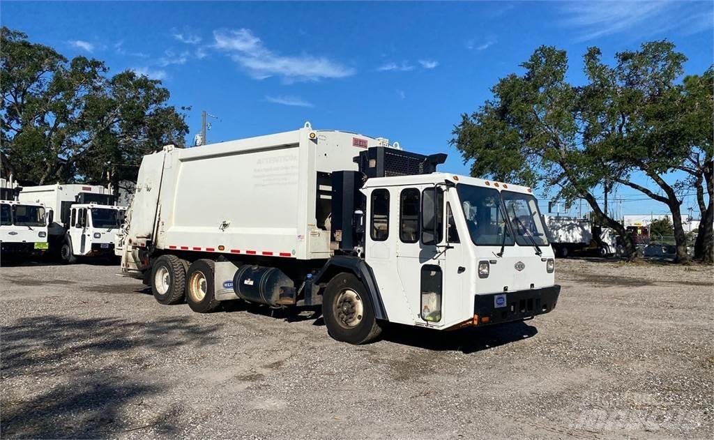CCC LET2 Garbage Trucks / Recycling Trucks