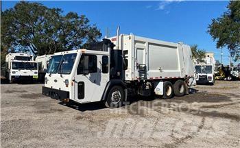 CCC LET2 Garbage Trucks / Recycling Trucks
