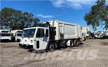 CCC LET2 Garbage Trucks / Recycling Trucks