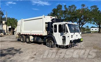 CCC LET2 Garbage Trucks / Recycling Trucks