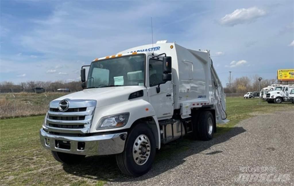 Hino L7 Garbage Trucks / Recycling Trucks