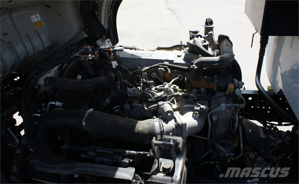 Isuzu NRR Garbage Trucks / Recycling Trucks