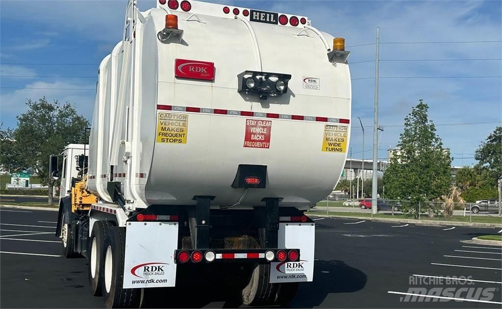Mack LEU613 Garbage Trucks / Recycling Trucks