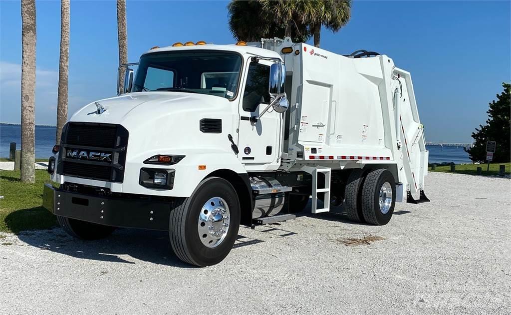 Mack MD6 Garbage Trucks / Recycling Trucks