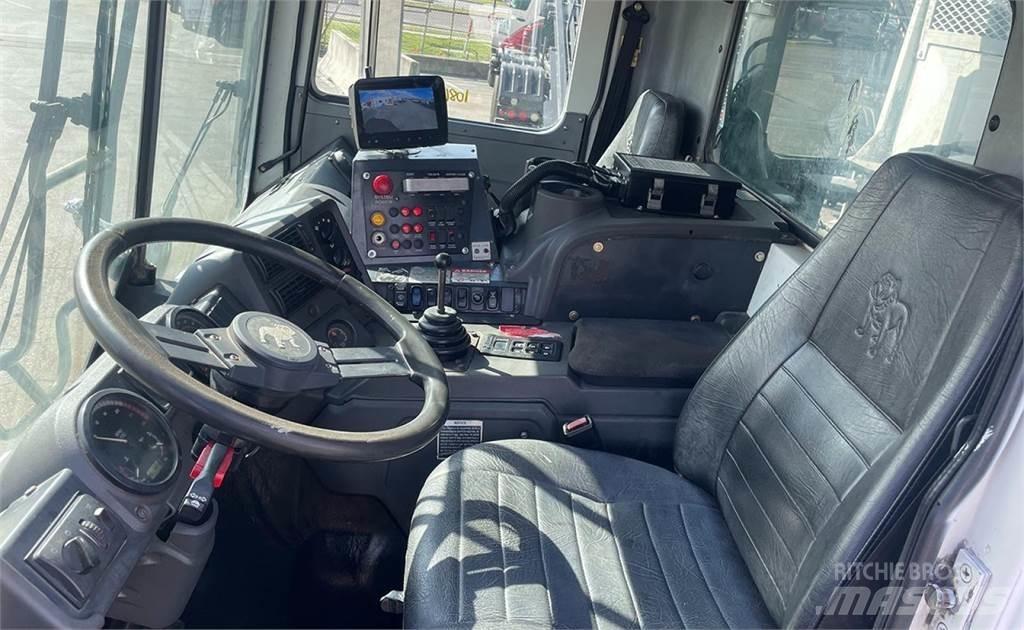 Mack MRU613 Garbage Trucks / Recycling Trucks