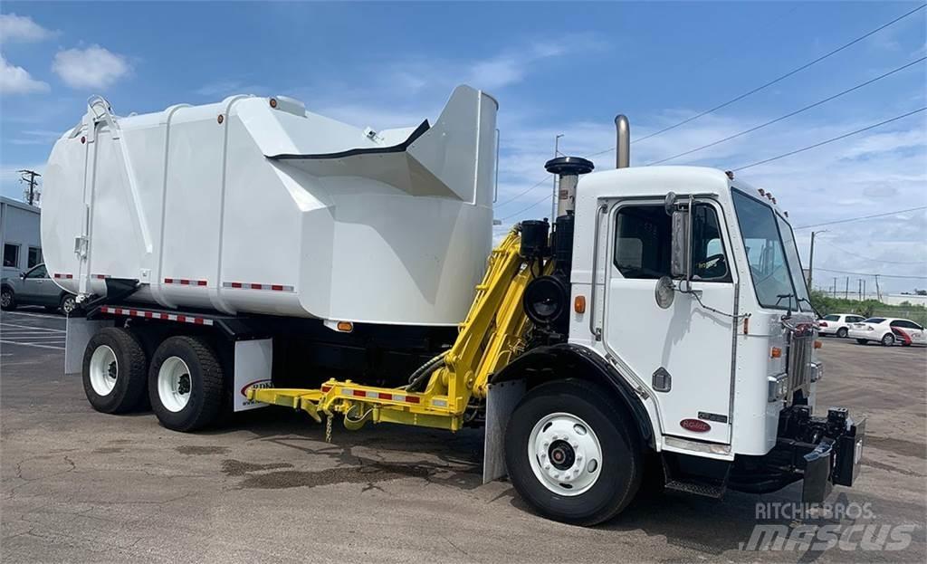 Peterbilt 320 Garbage Trucks / Recycling Trucks