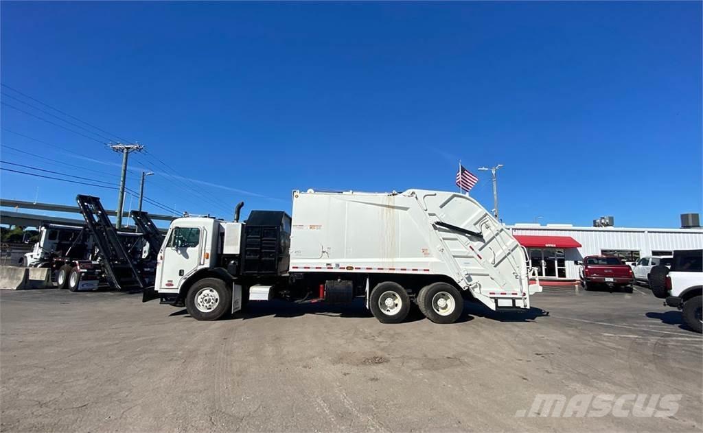 Peterbilt 320 Garbage Trucks / Recycling Trucks