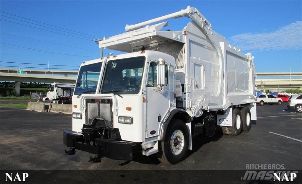 Peterbilt 320 Garbage Trucks / Recycling Trucks