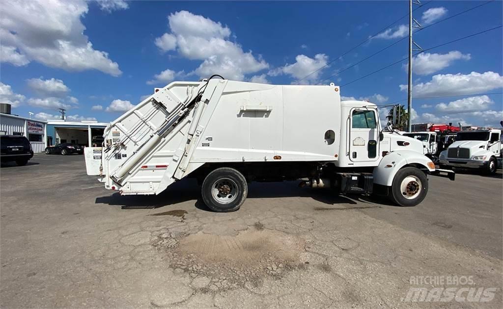 Peterbilt 335 Garbage Trucks / Recycling Trucks