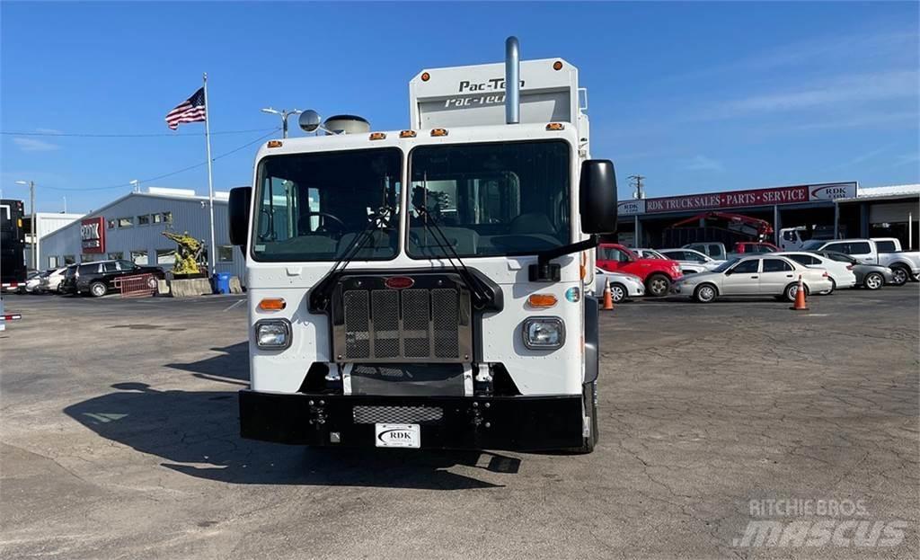 Peterbilt 520 Garbage Trucks / Recycling Trucks