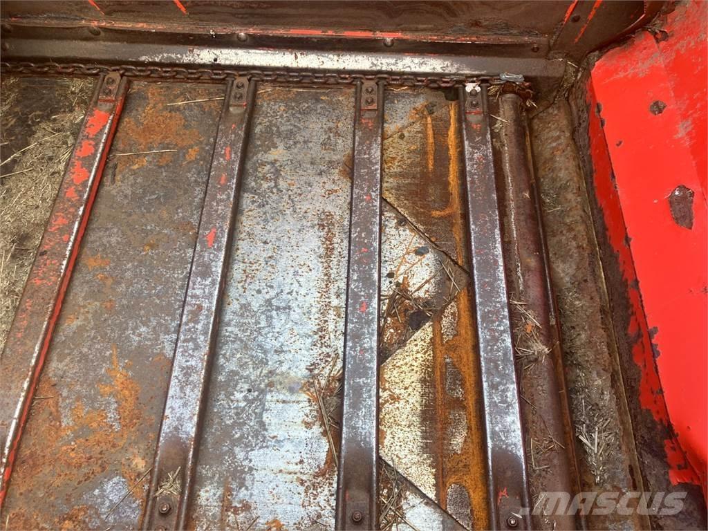 Kuhn 3570 Shredders