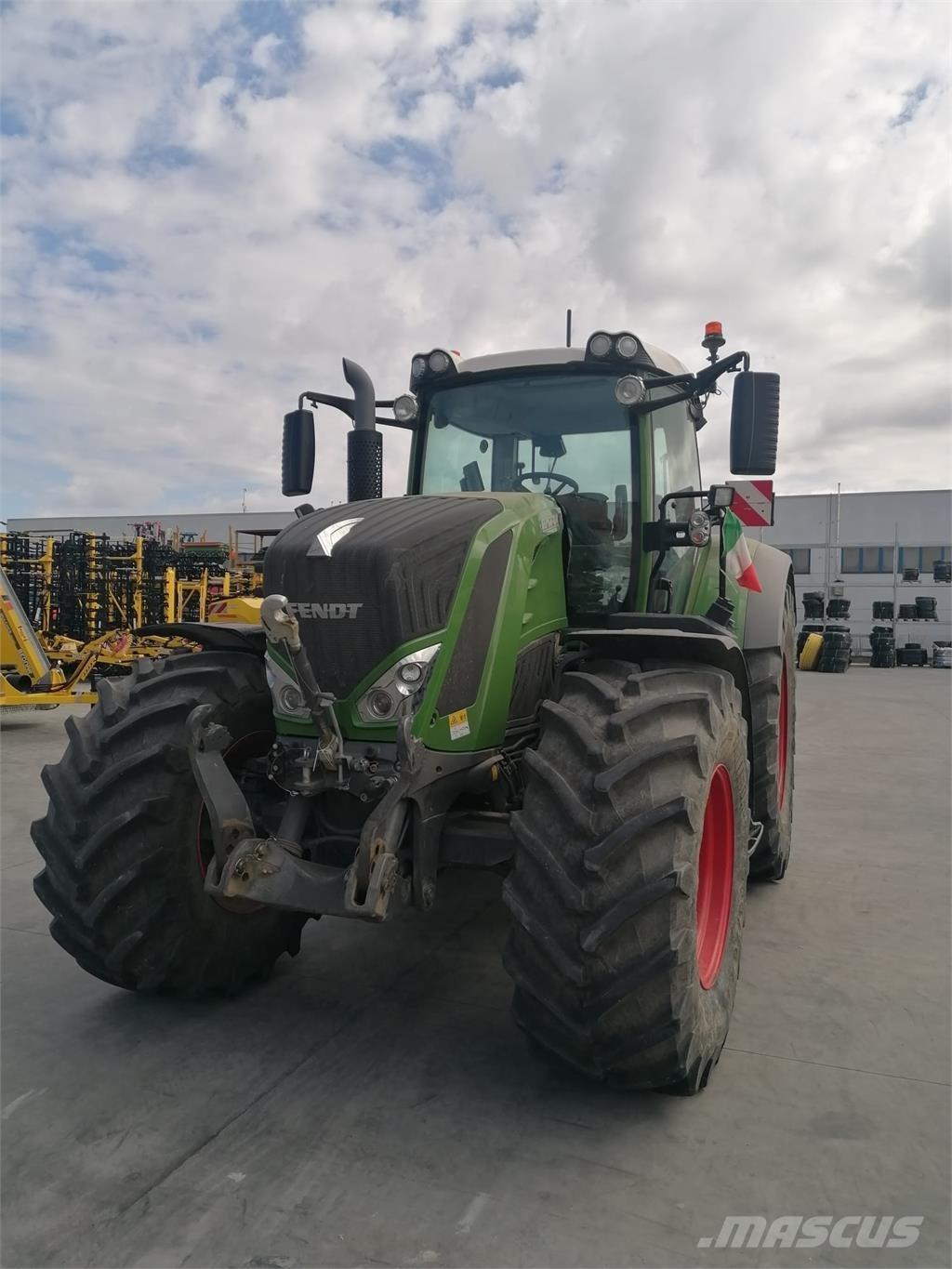 Fendt 828 Tractors
