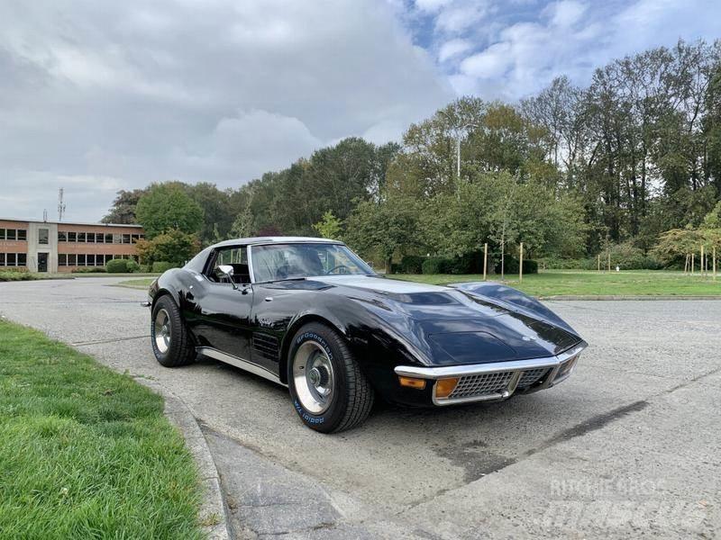 Chevrolet Corvette Automobiles / SUVS