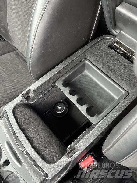 Dodge Charger Automobiles / SUVS