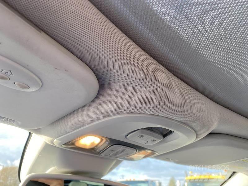 Fiat 500L Automobiles / SUVS