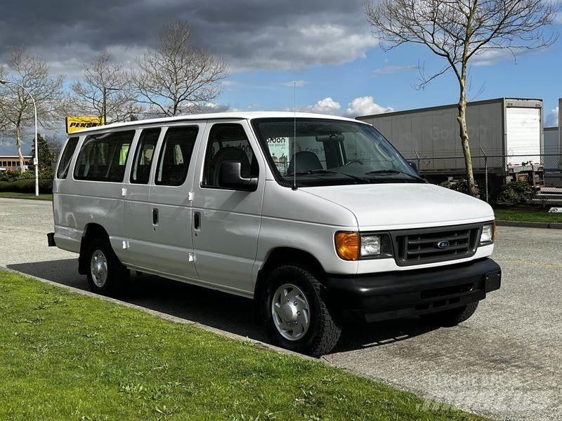 Ford Econoline Automobiles / SUVS