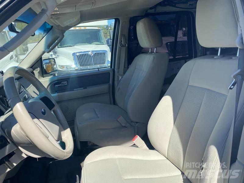 Ford Expedition Automobiles / SUVS