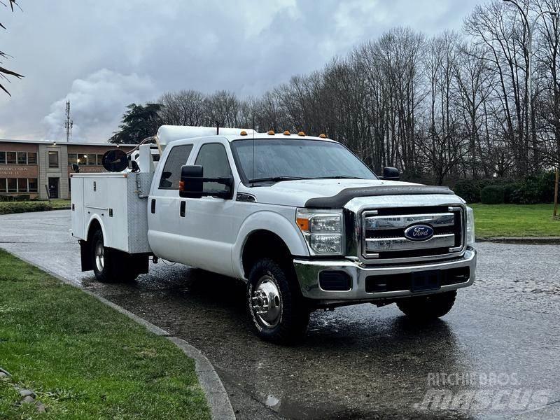 Ford F-350 SD Work Trucks / Municipal