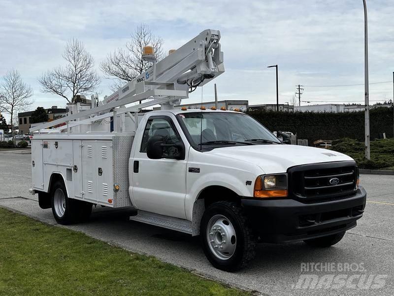Ford F-450 SD Work Trucks / Municipal