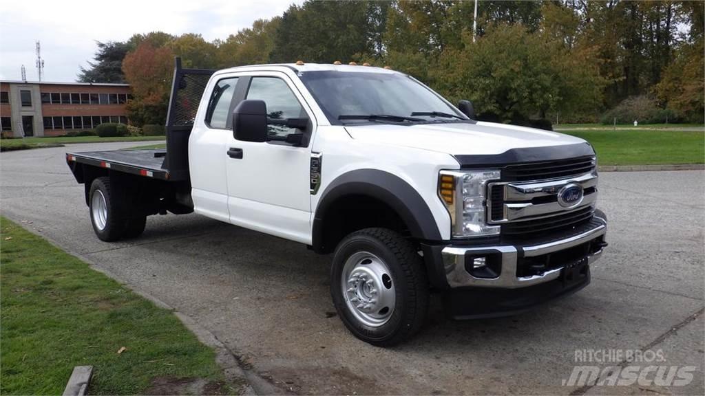 Ford F-550 Flatbed Trucks