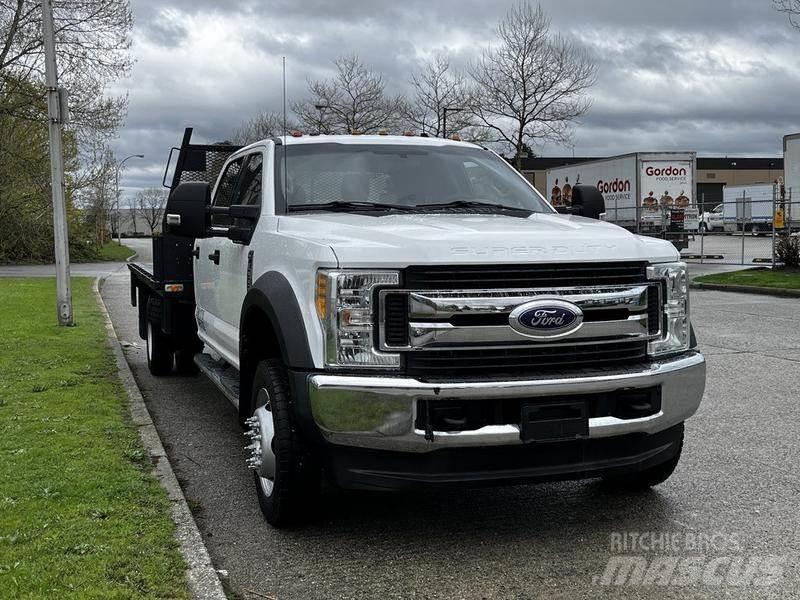 Ford F-550 Flatbed Trucks