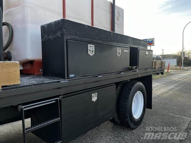 Ford F-750 Flatbed Trucks
