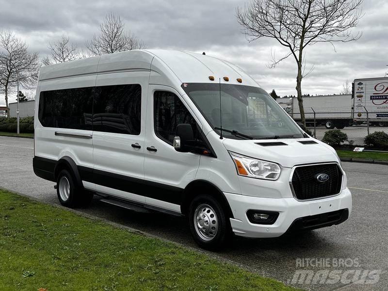 Ford Transit Automobiles / SUVS