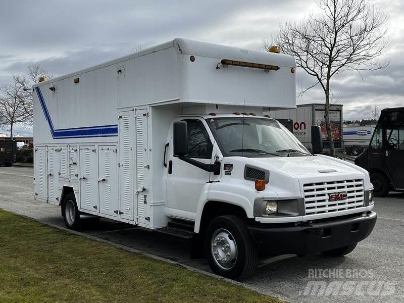 GMC C5000 Work Trucks / Municipal