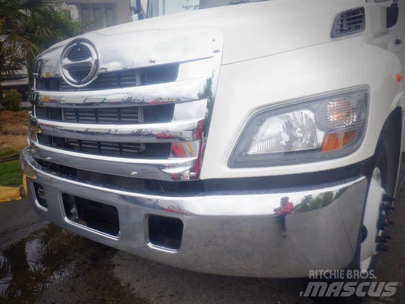 Hino 308 Work Trucks / Municipal