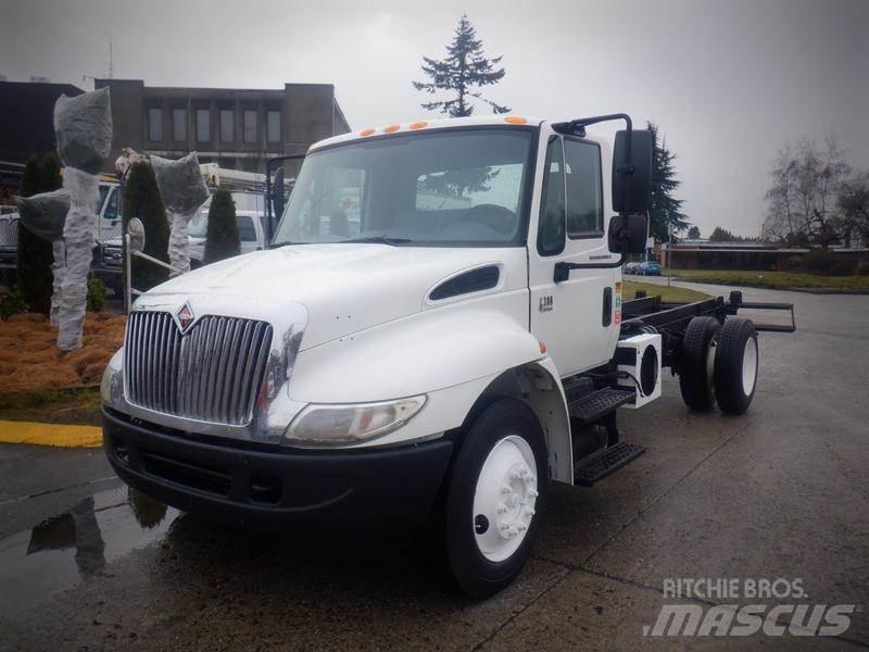 International 4300 Cab & Chassis Trucks