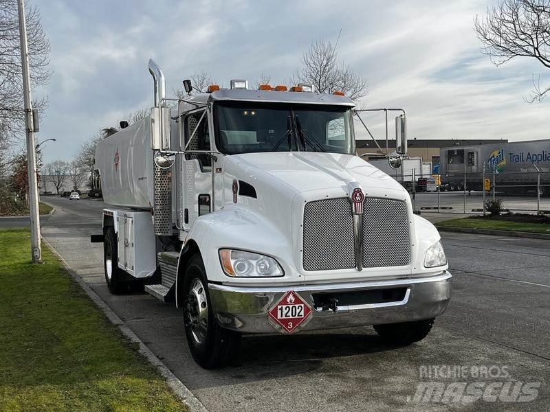 Kenworth T300 Tank Trucks