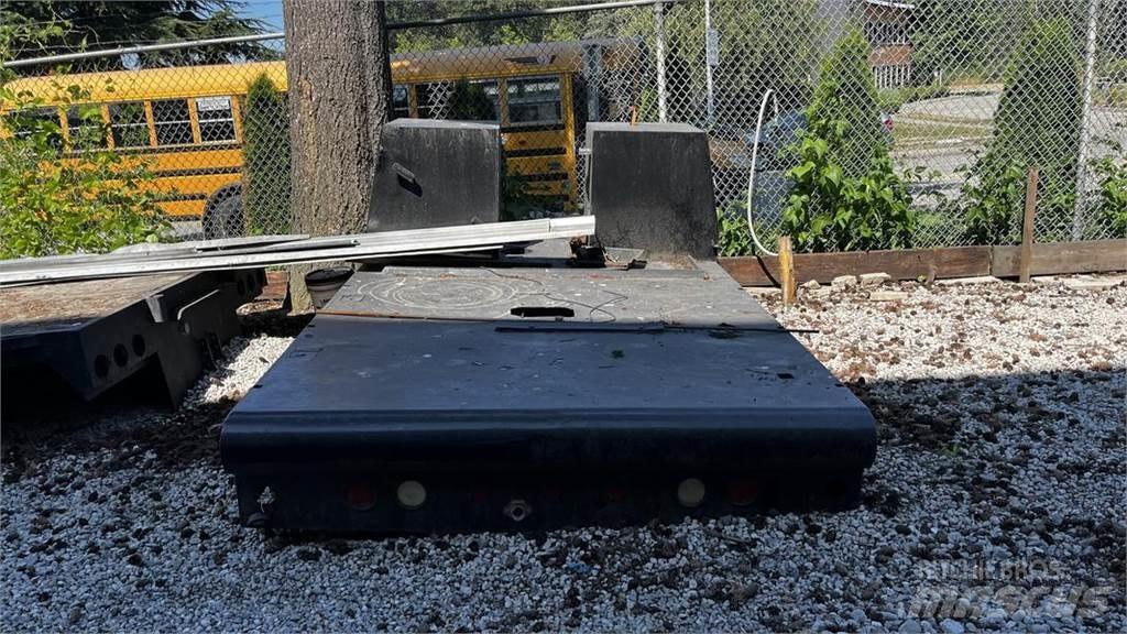 Service Flat Deck Flatbed Trucks