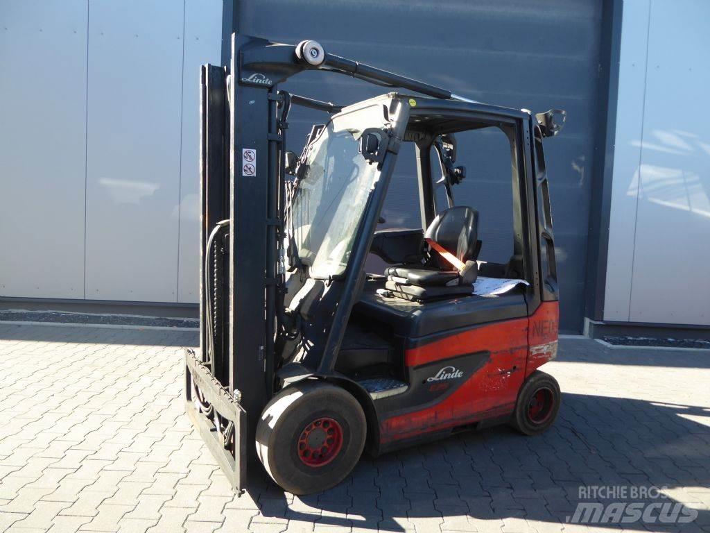 Linde E25-01 Electric Forklifts