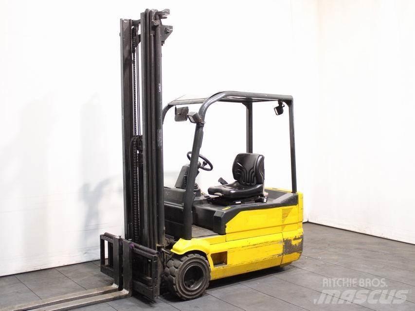 OM XE 20-3 Electric Forklifts