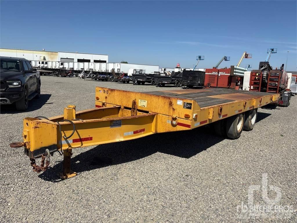  22.8 ft T/A Lowboy trailer