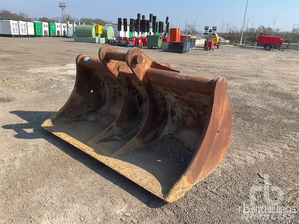  2400 mm Cleanup Buckets